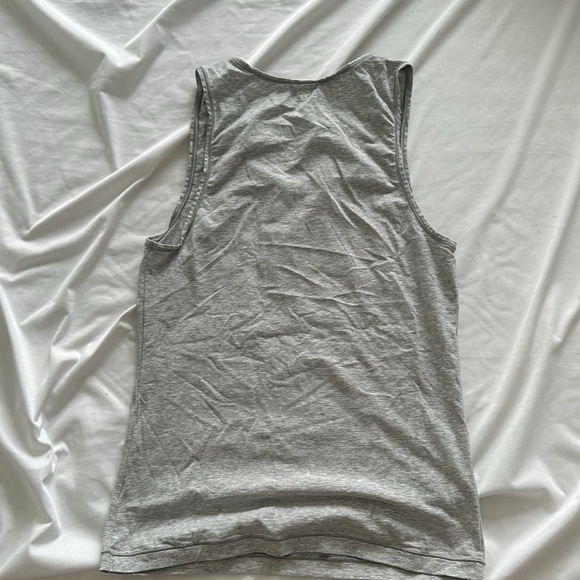 TNA grey tank - Picture 3 of 4